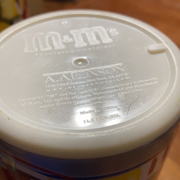 M&M’s Insulated Containers - Picture 3 of 7